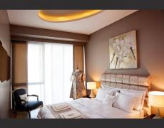 مجمع في الجانب الاوروبي من اسطنبول لديه رؤية بانورامية على البحر والبحيرة. - 12