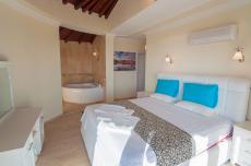 فيلا فاخرة و مفروشة مع اطلالة بحرية خلابة في كالكان تركيا - 9