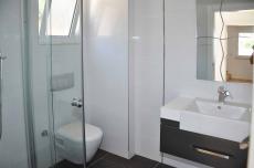 فيلا فاخرة للبيع باطلالة بحرية رائعة   - 2